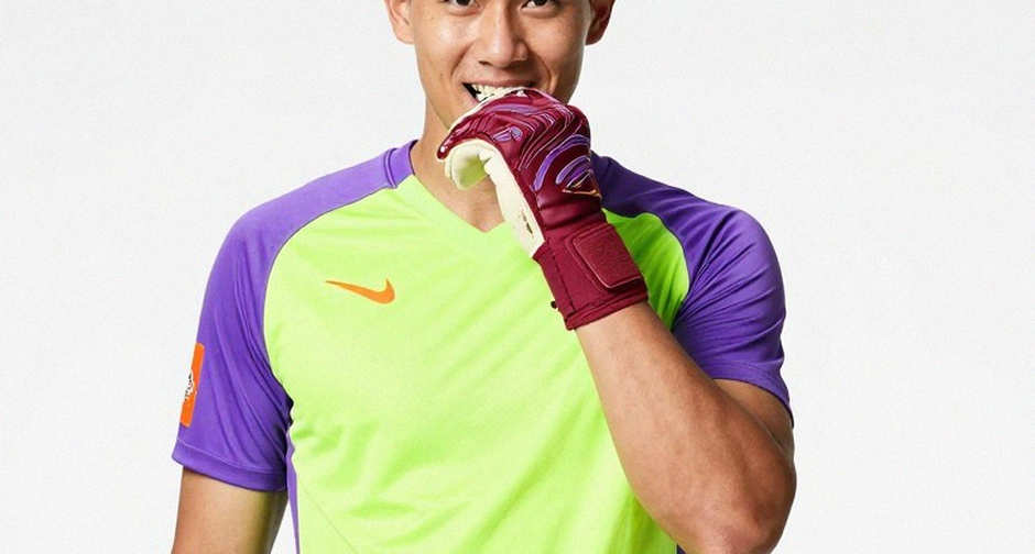 Chivas' Black-and-Gold Kit: Mariachi, Nike, and Who Pays the Price of Identity Chivas' Black-and-Gold Kit: Mariachi, Nike, and Who Pays the Price of Identity