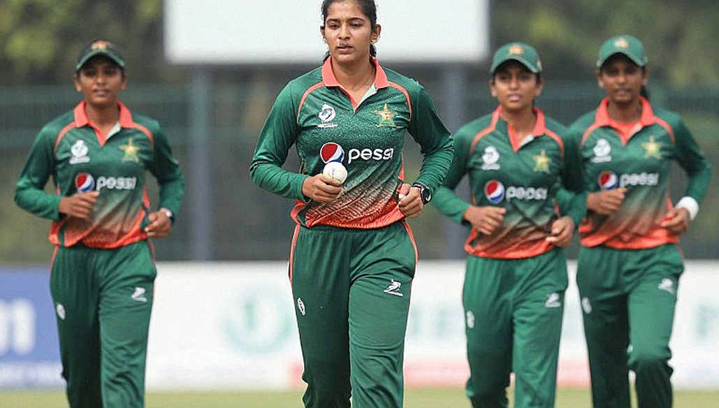 বিরতিই যেখানে সিদ্ধান্ত: এশিয়া কাপ ২০২৩, আম্পায়ারের হাত আর বৃষ্টির ঘড়ি