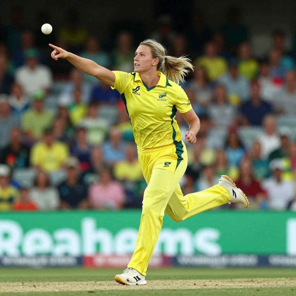 The New IPL Auction Rules, Franchise Valuation and the Arithmetic of Player Contracts The New IPL Auction Rules, Franchise Valuation and the Arithmetic of Player Contracts