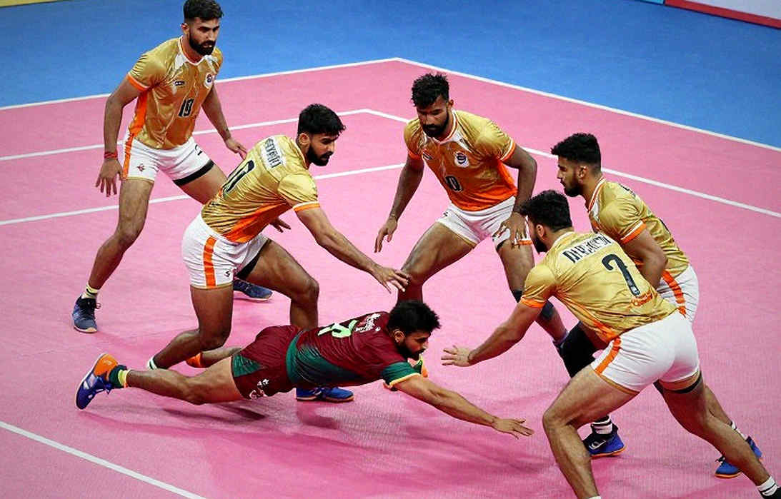 কাবাড্ডি: ত্রিশ সেকেন্ডের নিয়ম, আর একটি লিগের বাস্তবতা