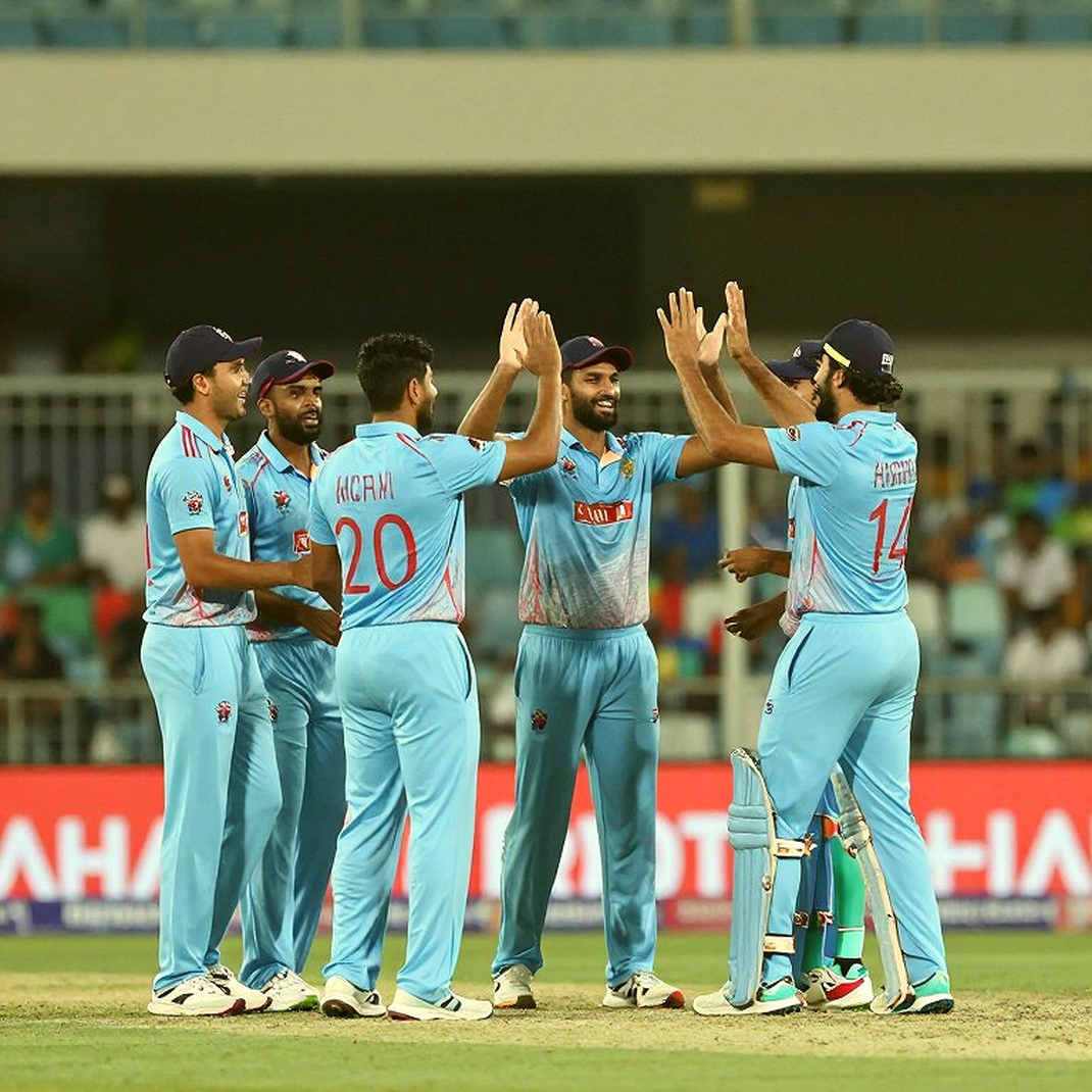 ভুবনেশ্বর কুমারের দীর্ঘায়ু-পুঁজি: ছয় ঘণ্টার কসরত যে প্রশ্নটা এড়িয়ে যায়