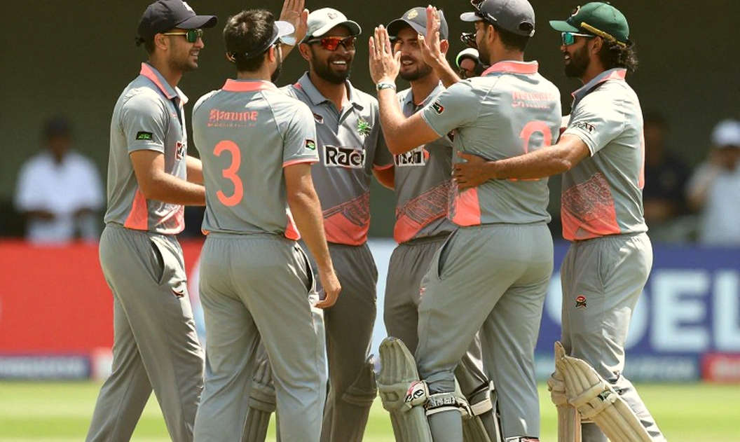 সিক্সার্সে হেইন্সের বিদায়: দুই মৌসুমের মেয়াদ, চার মৌসুমের প্রশংসা সিক্সার্সে হেইন্সের বিদায়: দুই মৌসুমের মেয়াদ, চার মৌসুমের প্রশংসা