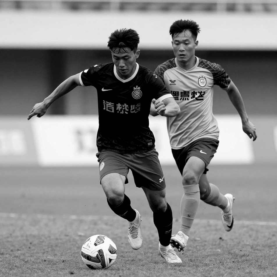 The Name That Returned to the Empty Cathedral: Forty-Year-Old David Silva and Hong Kong's Traffic Market The Name That Returned to the Empty Cathedral: Forty-Year-Old David Silva and Hong Kong's Traffic Market
