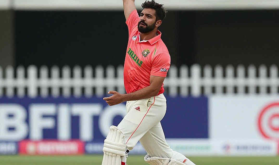 ২১/৪ থেকে ৬৩ রান: লিটনের নেতৃত্ব প্রশ্ন আর বাংলাদেশের মাঝ-ওভারের ফাঁক