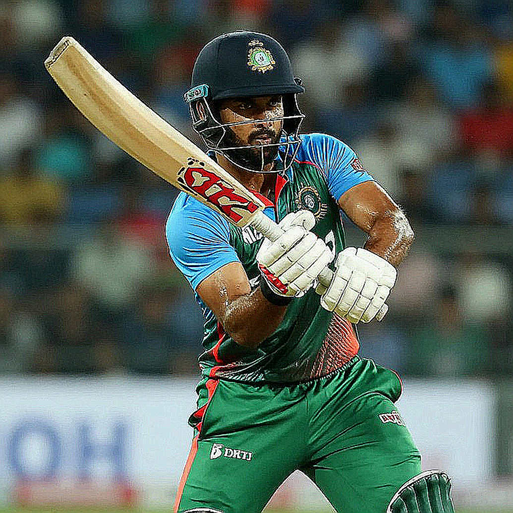 ভারতের ২৩১ রানের চেজ: পাওয়ারপ্লে-ঝড়, মাঝের ধস আর ১৫ বলের অনিশ্চিত হিসাব