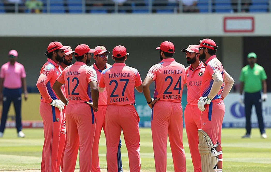 হিপ ইঞ্জুরির ধাক্কায় ওপেনার ম্যাচে ক্যাপ্টেনবিহীন বাংলাদেশ: আবুধাবিতে কেবল দুই খেলোয়াড়ের অনুপস্থিতি নয়, তৈরি হচ্ছে নেতৃত্বের এক দীর্ঘস্থায়ী প্রশ্ন হিপ ইঞ্জুরির ধাক্কায় ওপেনার ম্যাচে ক্যাপ্টেনবিহীন বাংলাদেশ: আবুধাবিতে কেবল দুই খেলোয়াড়ের অনুপস্থিতি নয়, তৈরি হচ্ছে নেতৃত্বের এক দীর্ঘস্থায়ী প্রশ্ন