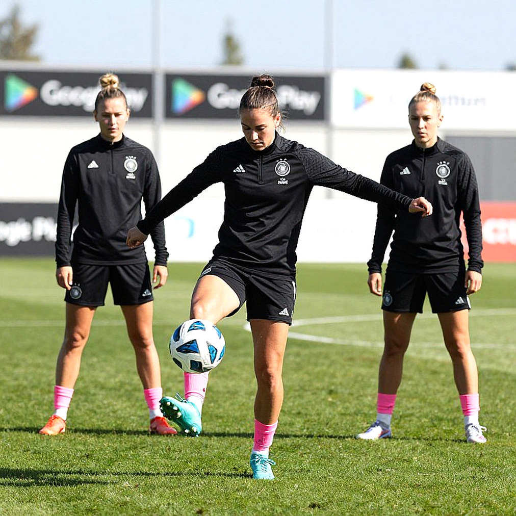 England's 30 Minutes and Spain's 2 Big Chances: The Ledger the Scoreline Never Carries England's 30 Minutes and Spain's 2 Big Chances: The Ledger the Scoreline Never Carries