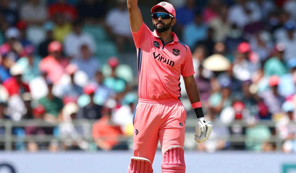 নামহীন এক বাঁহাতি: কোহলির ৩ নম্বরের উত্তরাধিকার ফাইলে ফাঁকা ঘর নামহীন এক বাঁহাতি: কোহলির ৩ নম্বরের উত্তরাধিকার ফাইলে ফাঁকা ঘর